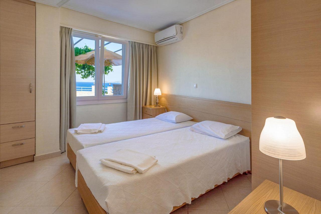 Penny Luxury Apartments Kokkari Exterior foto